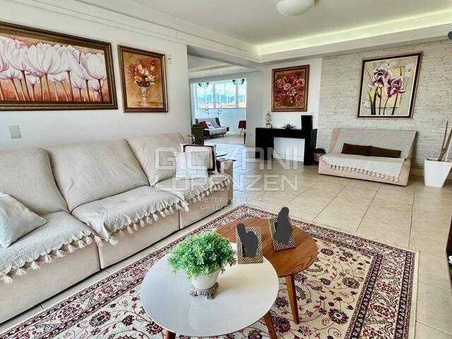 Cobertura para Venda em São José - 5